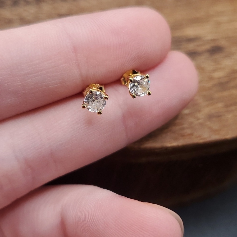 14kt gold yellow gold earrings unisex masculine or feminine fine‎  …